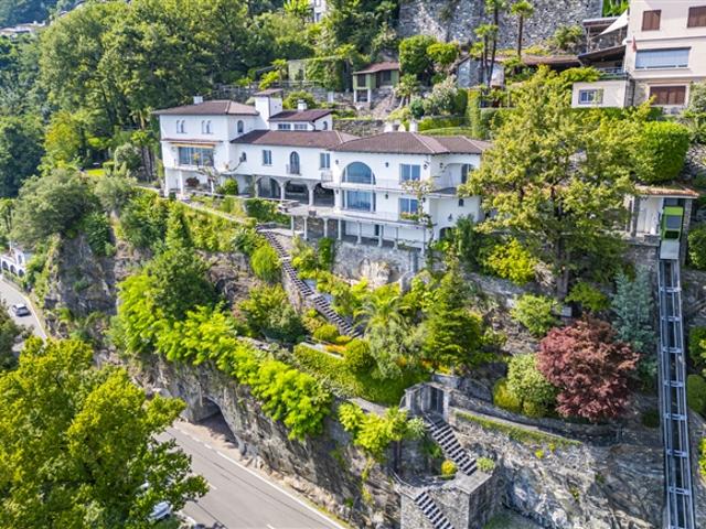 Villa al Finestrone im Schweizer Dorf des Jahres 2025