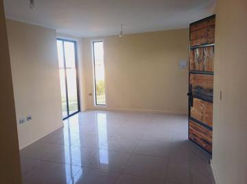 Villa alemana vende condominio con 3 casas nuevas