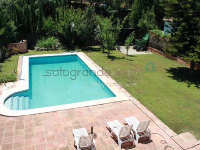 Villa Alquiler Cádiz