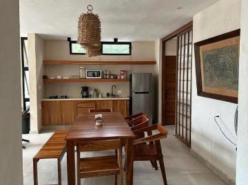 Villa amueblada y equipada en venta en Yucalpetén Chelem
