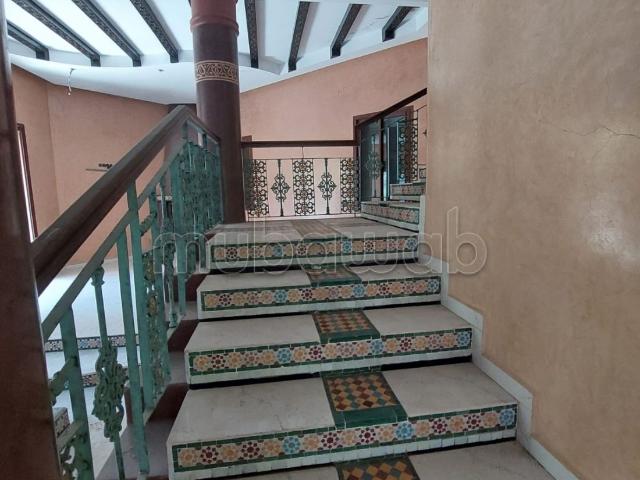Villa ancienne dans le prestigieux quartier de Jbel Kbir