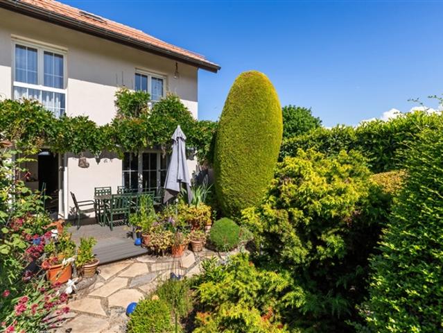 Villa aneinandergebaut in Vich, Ihre Oase des Friedens