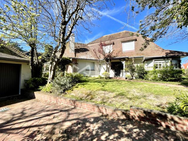 Villa de style Anglo Normand – secteur recherché du Touquet P