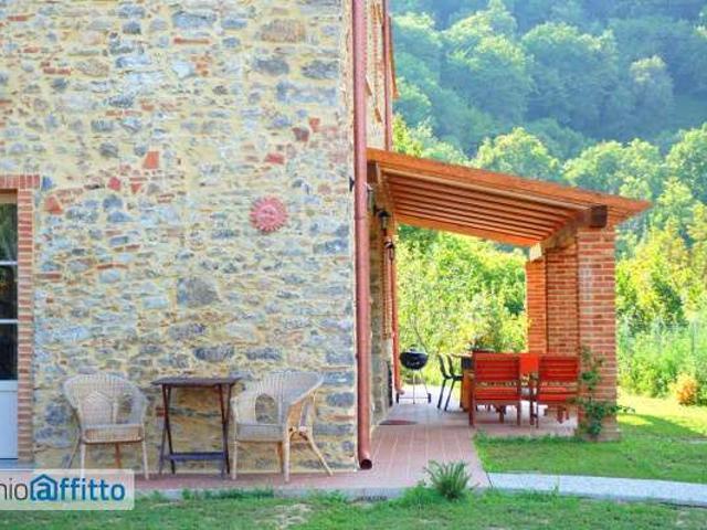 Villa arredata Arliano, balbano, chiatri, san macario in piano