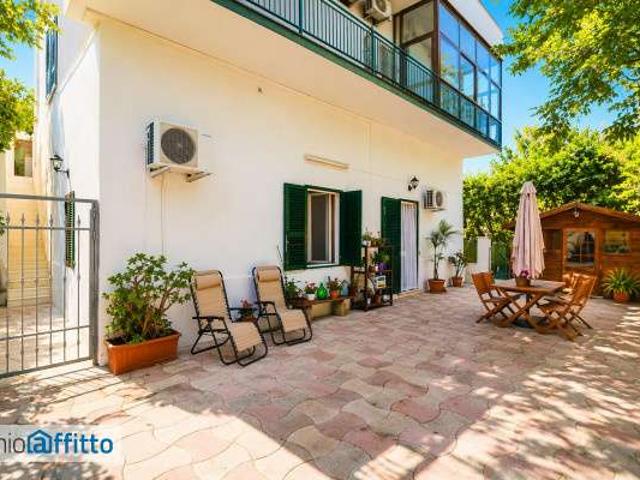 Villa arredata Bari