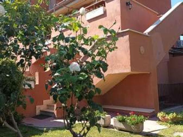 Villa arredata Centro