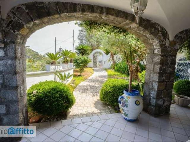 Villa arredata Centro