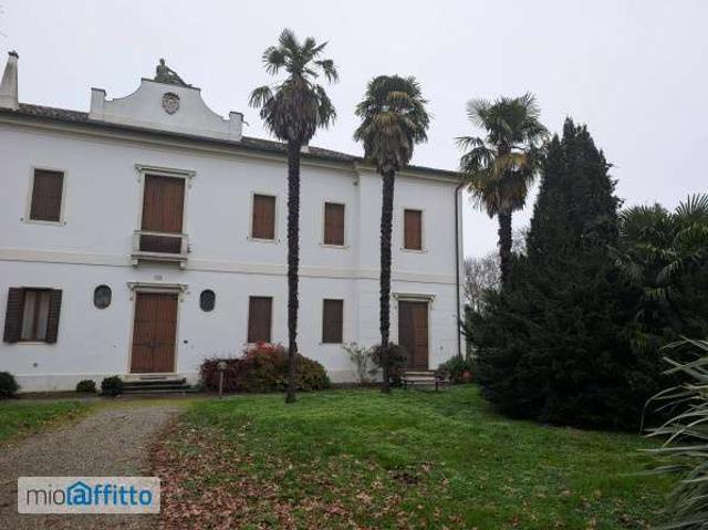 Villa arredata Centro