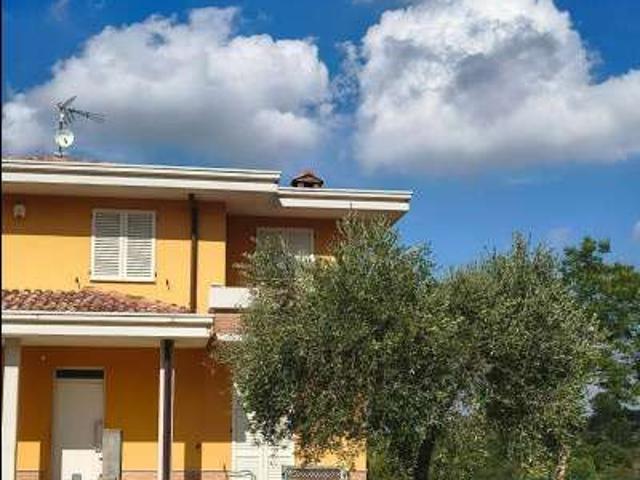 Villa arredata Centro