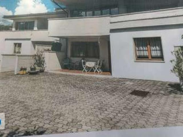 Villa arredata Centro