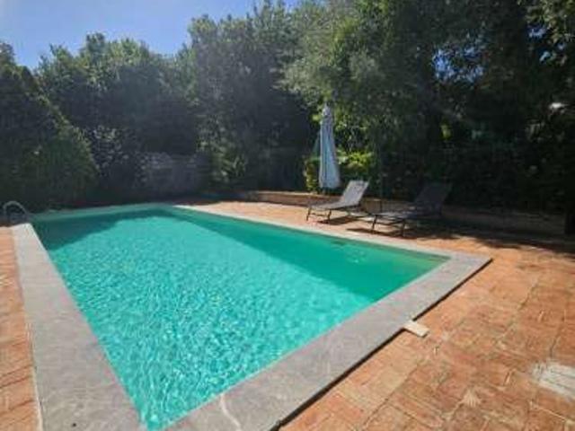 Villa arredata con piscina Tommaso natale