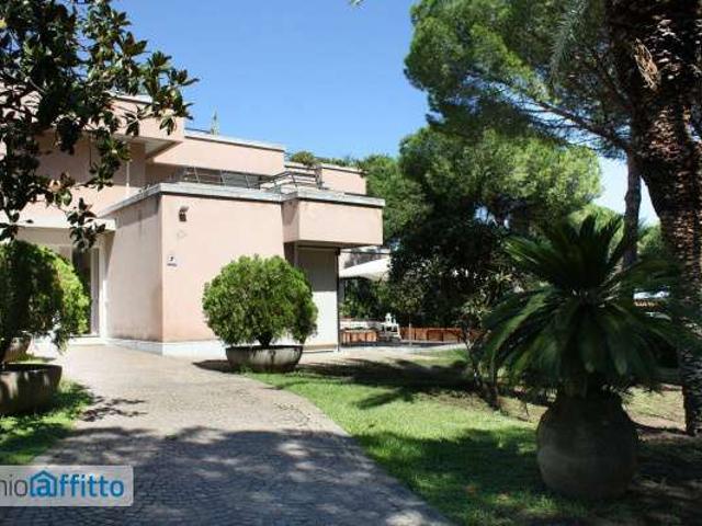 Villa arredata con piscina Acireale