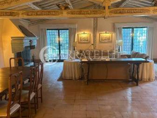 Villa arredata con piscina Cassia, tomba di nerone, roma