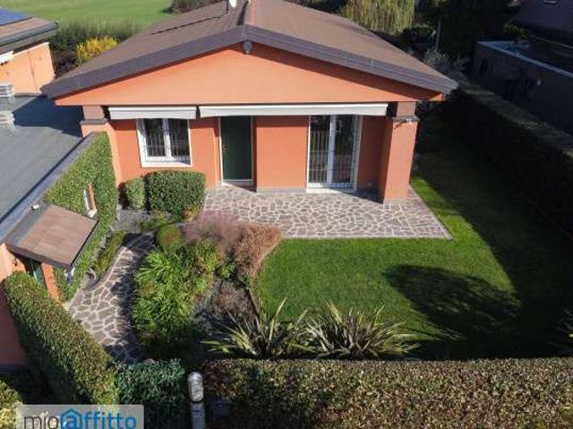 Villa arredata con piscina Centro