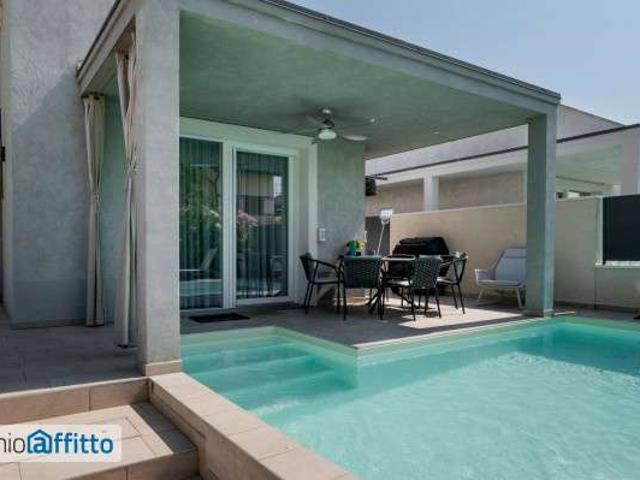 Villa arredata con piscina Chiodi ii