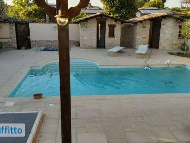 Villa arredata con piscina Lago patria