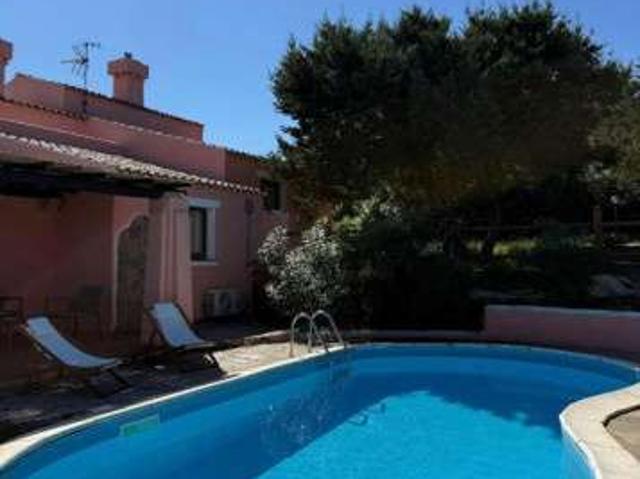 Villa arredata con piscina Punta de su turrione