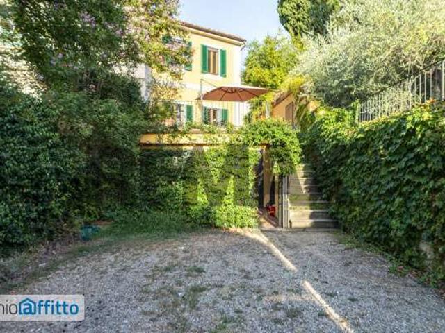 Villa arredata con terrazzo Campo di marte