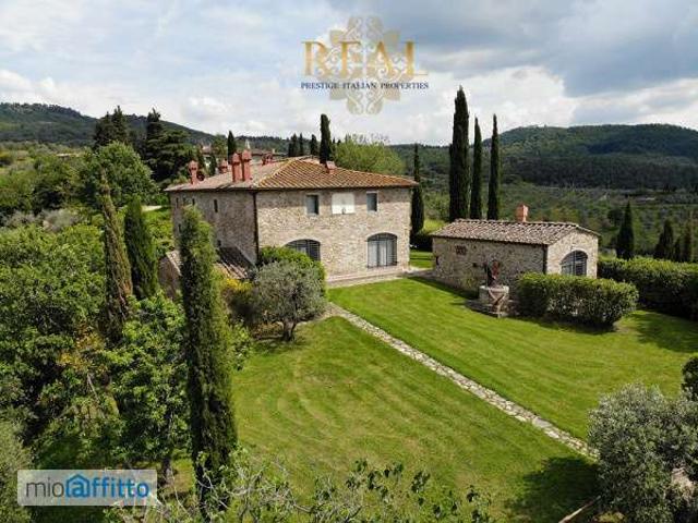 Villa arredata con terrazzo Centro storico