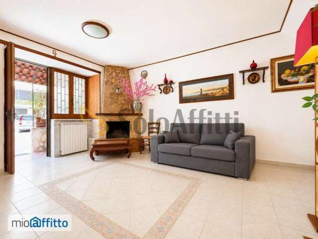 Villa arredata con terrazzo Chiaiano