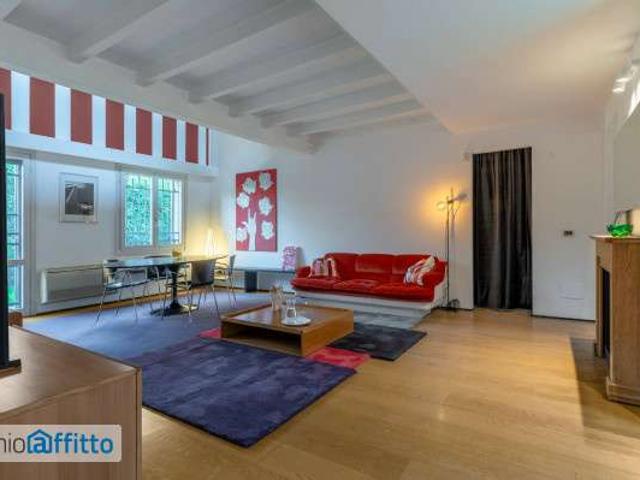 Villa arredata con terrazzo Bolognina