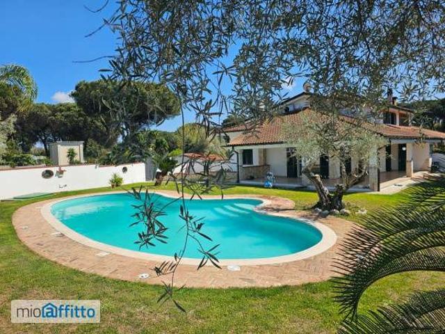 Villa arredata con terrazzo Borgo hermada