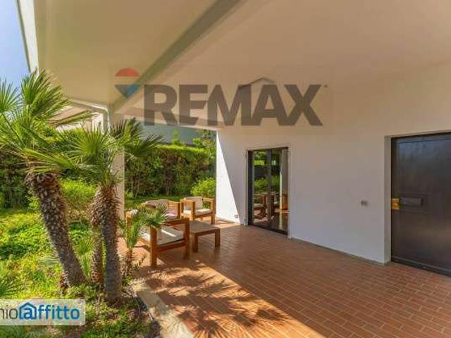 Villa arredata con terrazzo Bari