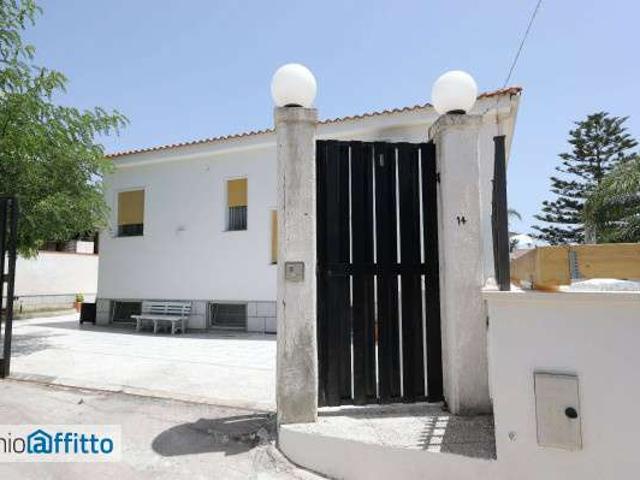 Villa arredata con terrazzo Gallina