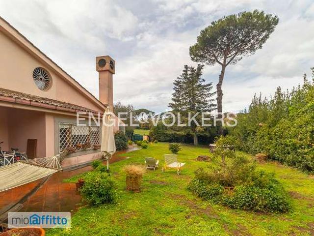 Villa arredata con terrazzo Giustiniana, olgiata, cesano