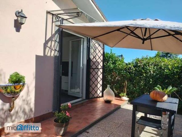 Villa arredata con terrazzo Giustiniana, olgiata, cesano
