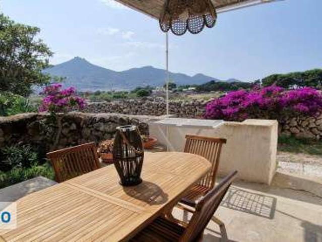 Villa arredata con terrazzo Favignana