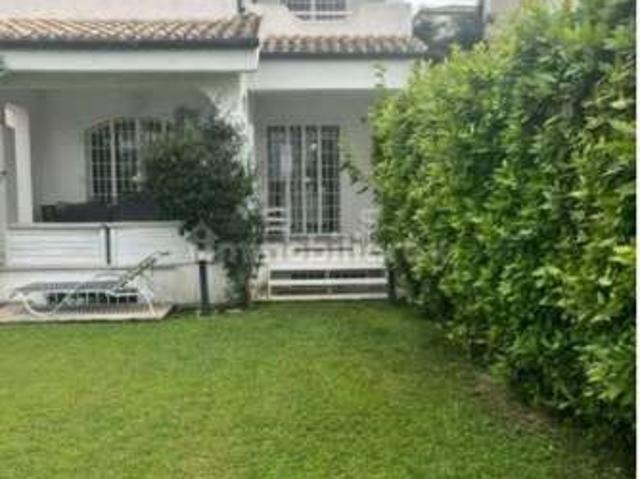 Villa arredata con terrazzo Fiumicino