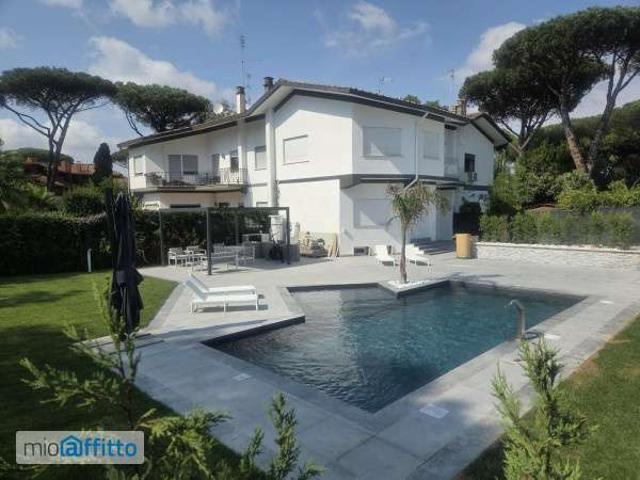 Villa arredata con terrazzo Infernetto, axa, casal palocco, madonnetta a roma