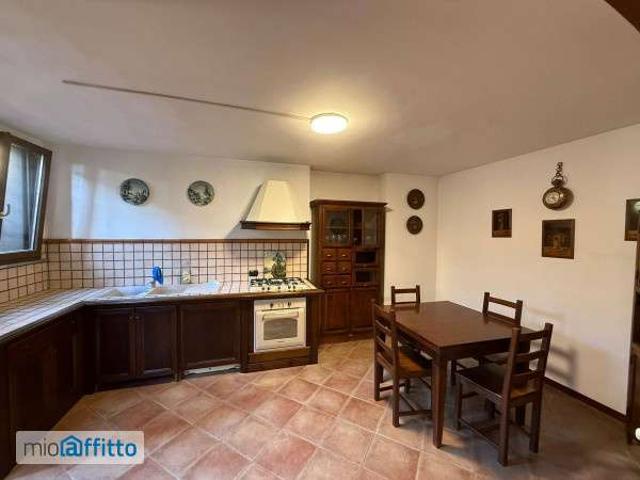 Villa arredata con terrazzo Infernetto, axa, casal palocco, madonnetta a roma