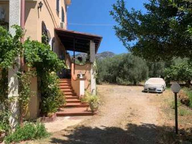 Villa arredata con terrazzo Iglesias