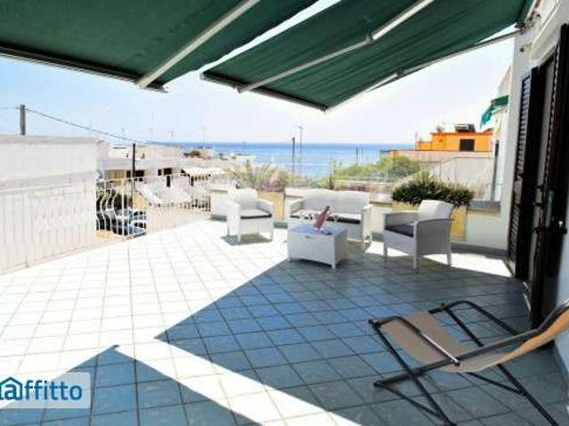 Villa arredata con terrazzo Leuca