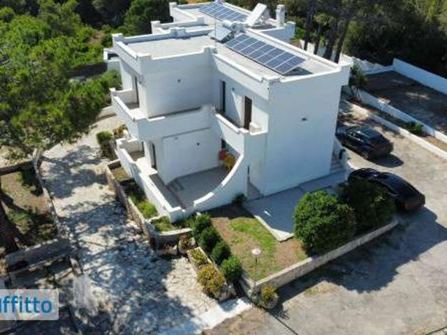 Villa arredata con terrazzo Leporano marina