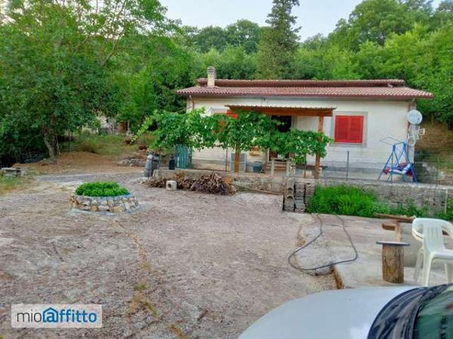 Villa arredata con terrazzo Muro Lucano
