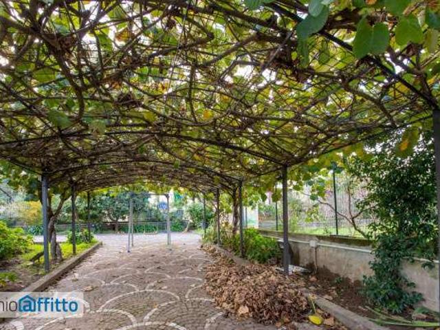 Villa arredata con terrazzo Soccavo