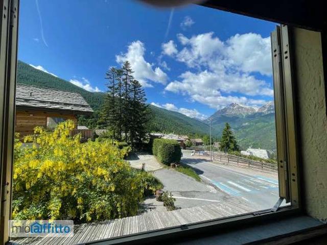 Villa arredata con terrazzo Sauze d'Oulx