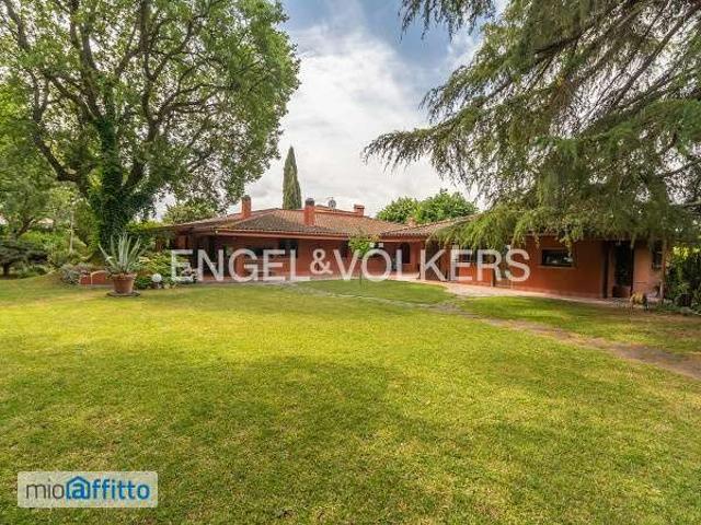 Villa arredata con terrazzo Saxarubra, labaro, prima porta