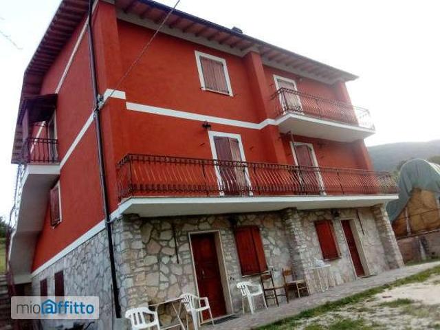 Villa arredata con terrazzo Poggio primocaso
