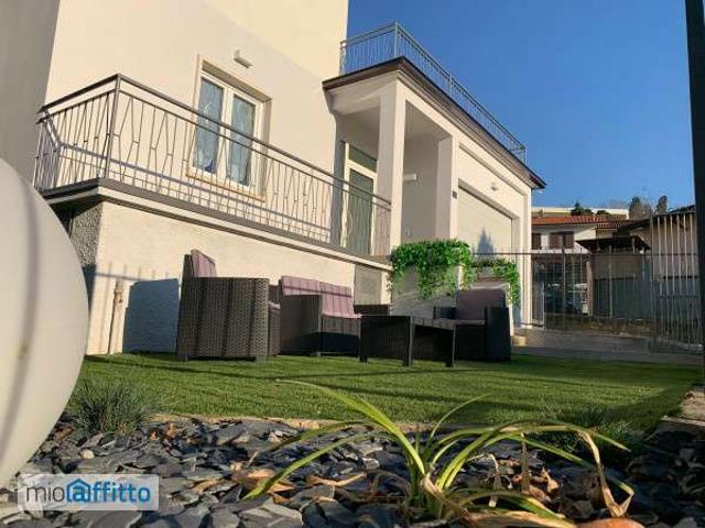 Villa arredata con terrazzo Ponteranica