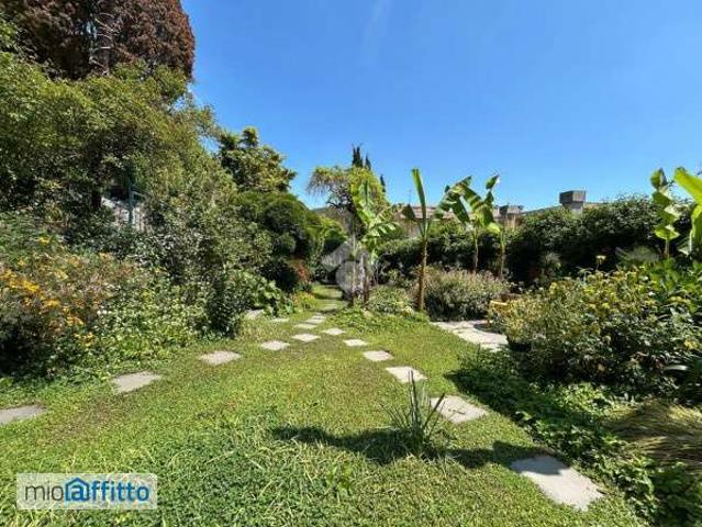 Villa arredata con terrazzo Pegli multedo