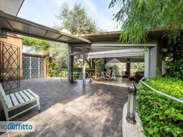 Villa arredata con terrazzo Tommaso natale