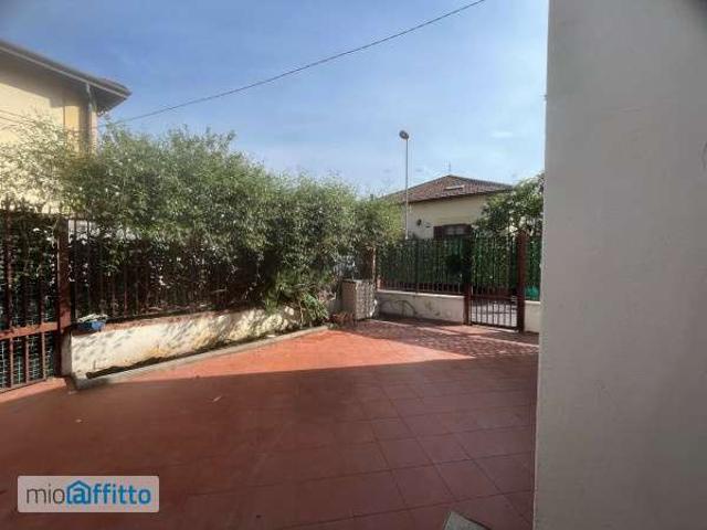 Villa arredata con terrazzo Tommaso natale