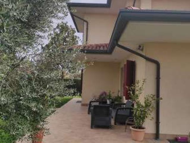 Villa arredata con terrazzo Venezia