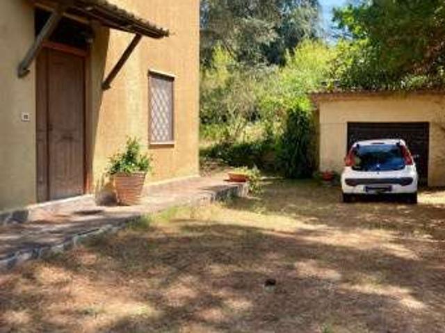 Villa arredata Fonte vivola