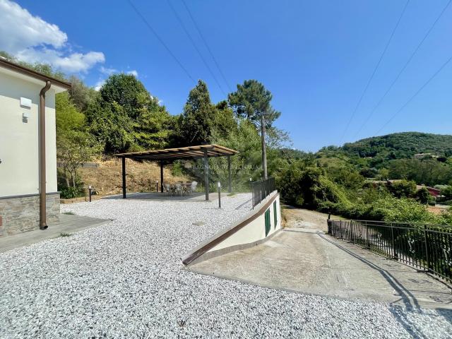 Villa arredata in affitto in via regnalla, Pietrasanta