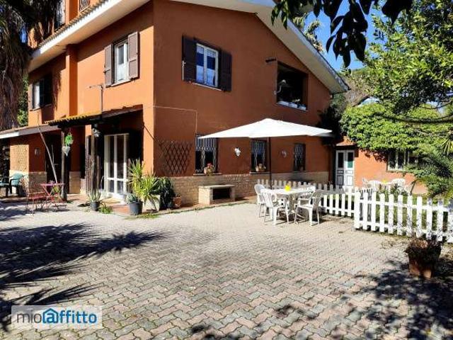 Villa arredata Le rughe